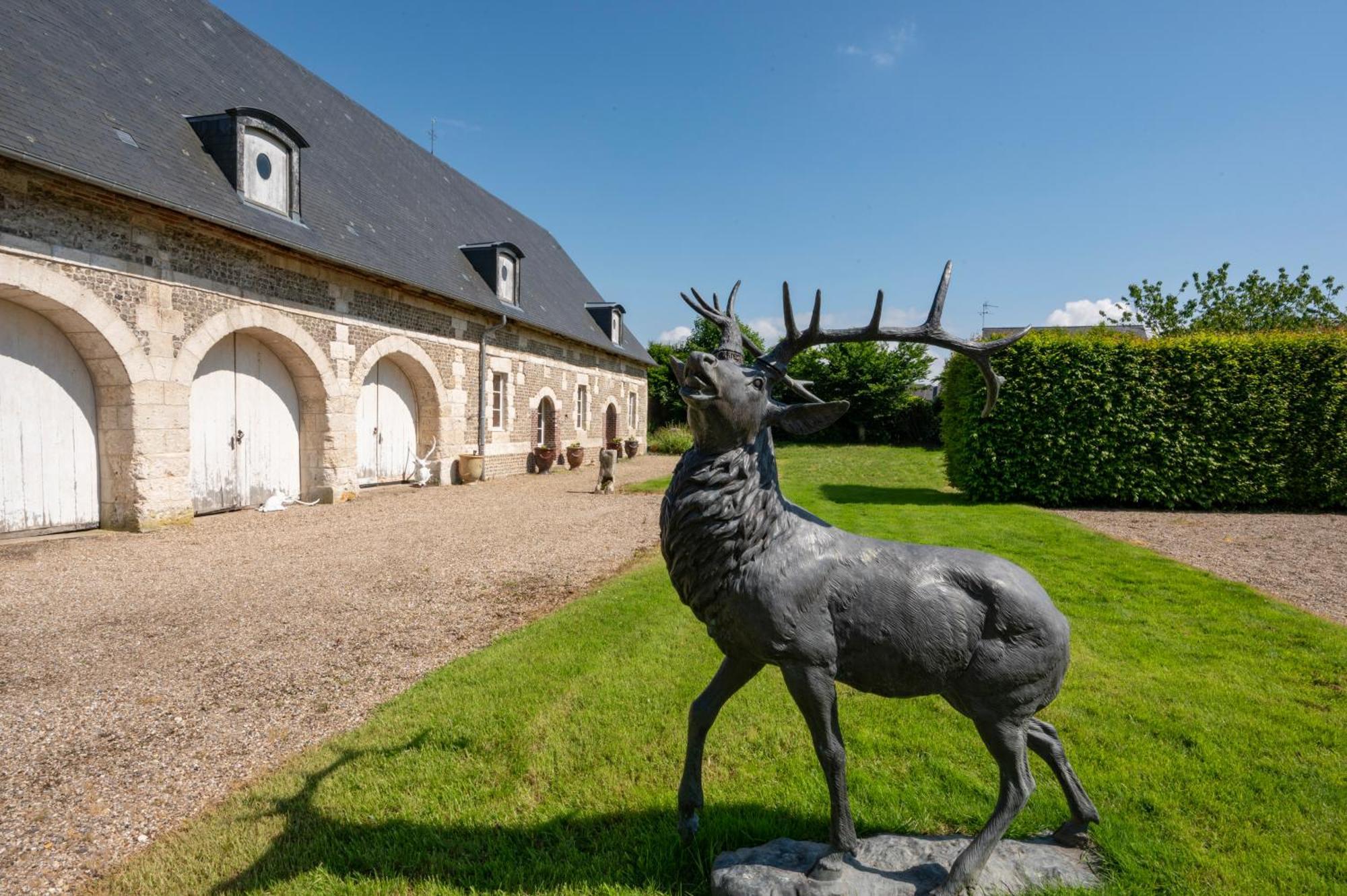 Gite L'Orangerie Du Chateau D'Emalleville Bagian luar foto